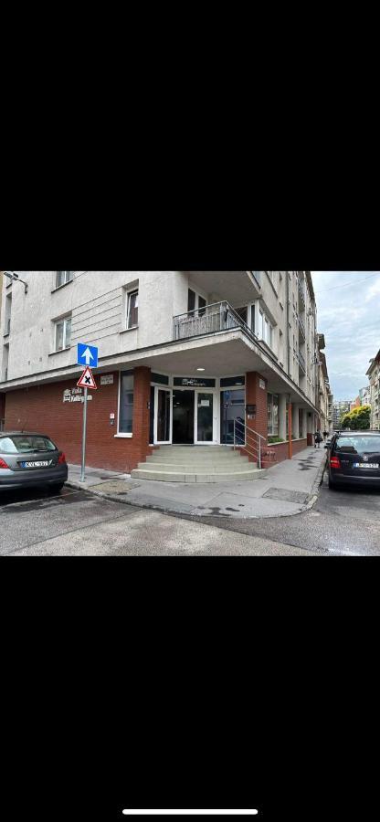 בודפשט Viola Hostel מראה חיצוני תמונה